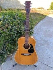 Hyostar Vintage acoustic 6 String Guitar Model SJ-971.