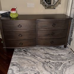 Frontgate 6 Drawer Dresser. Very Sold. Excellent Condition. 34” H X 68” W X 22 D