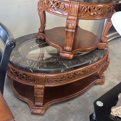 2 Wood Mármol - Oval -Round Beatyful Tables 