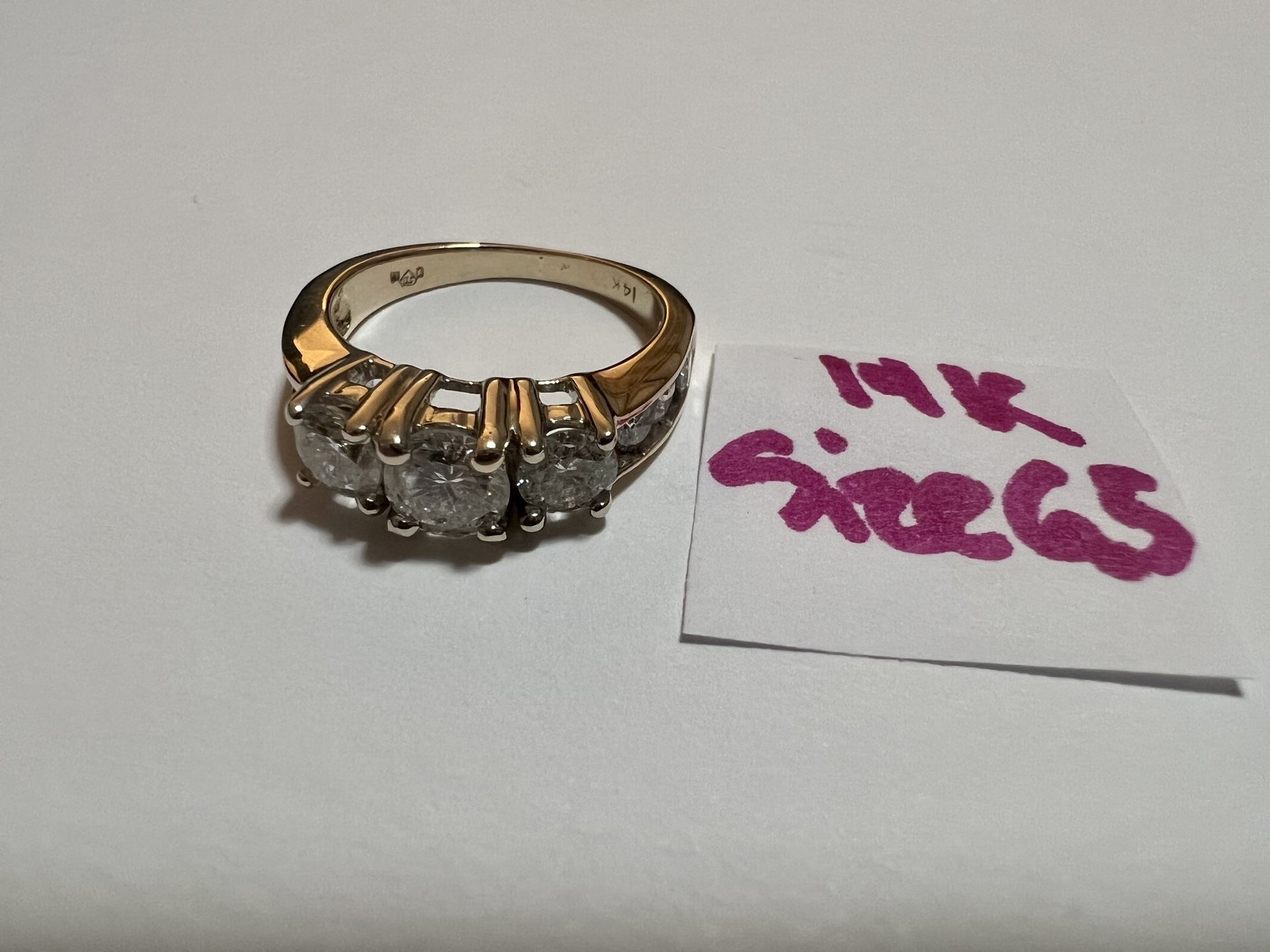 14K Solid Gold Wedding Ring NATURAL DIAMONDS STONES Size 6.5