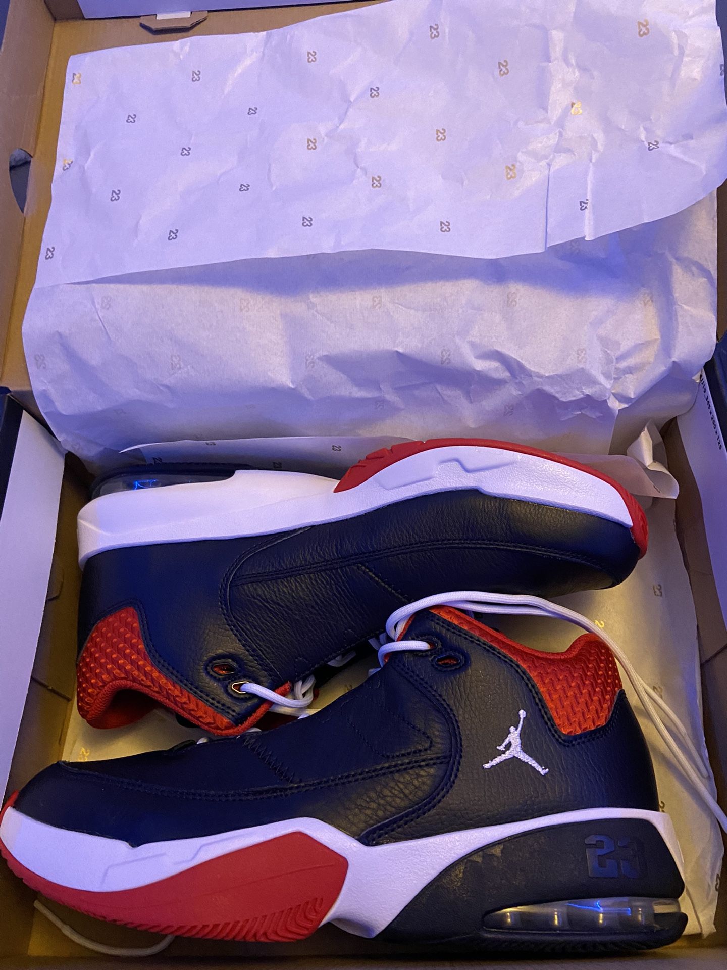 Jordan Max Aura 3