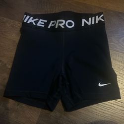 Nike Pro