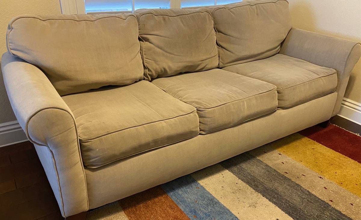 Sofa Couch Pull Out Bed FREE DELIVER