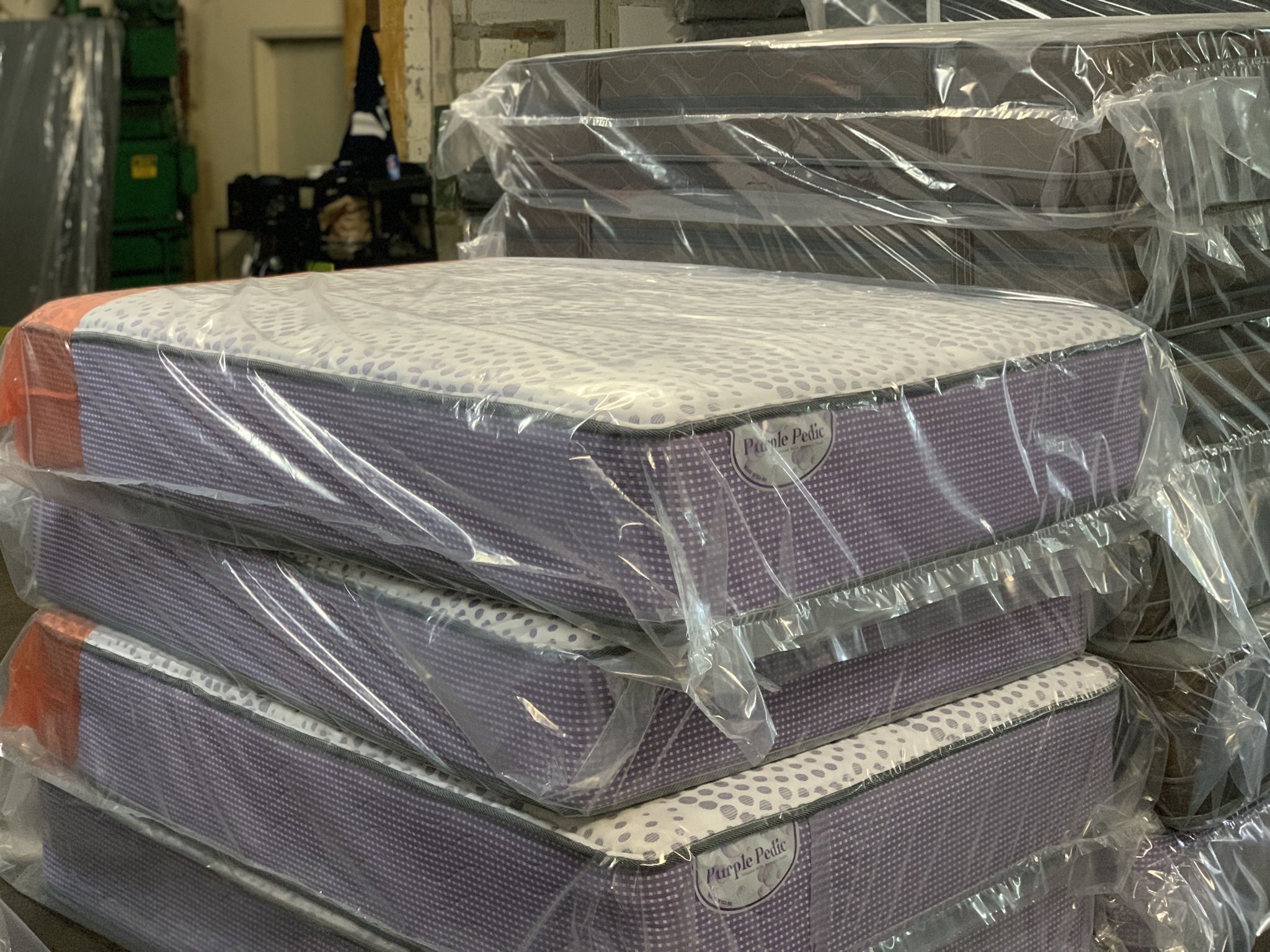 Mattresses And Beautyrest Overstock !!