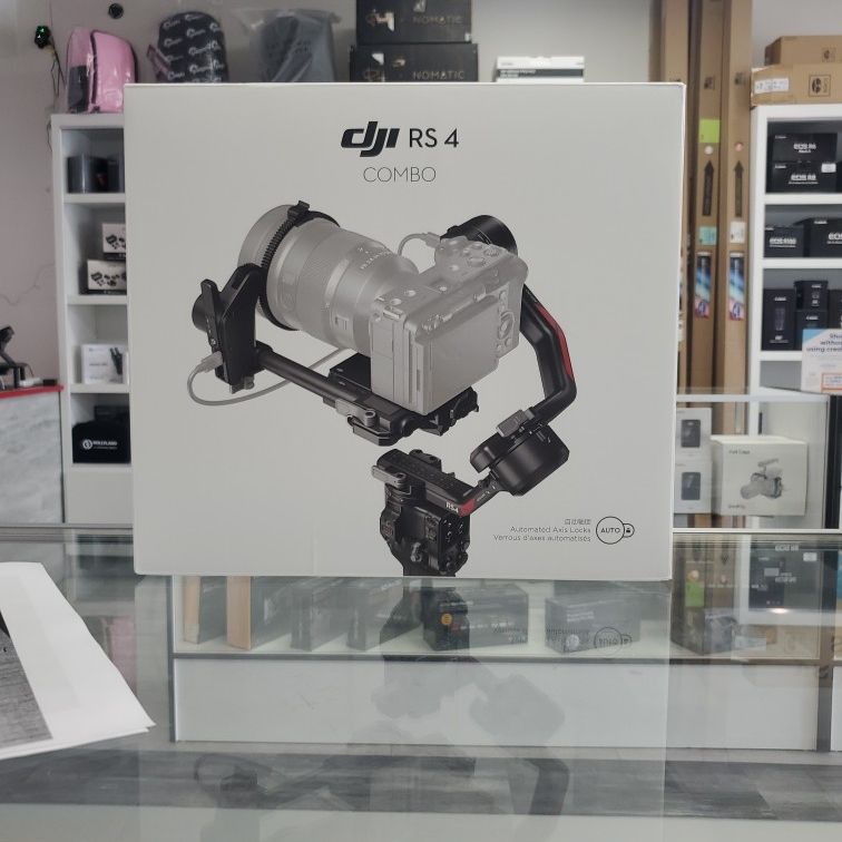 DJI RS 4 Combo Camera Stabilizer