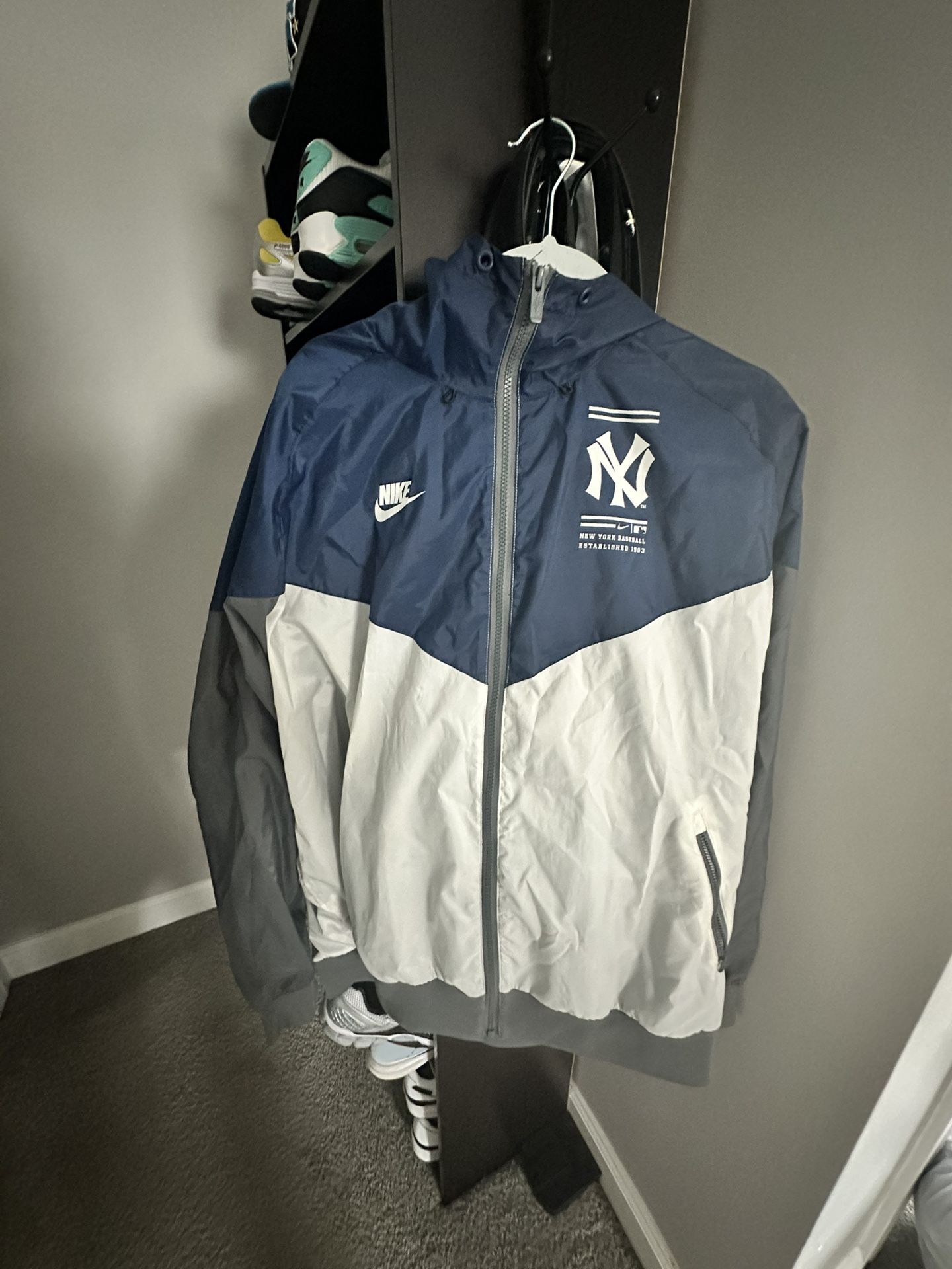 Nike Yankees Windbreaker