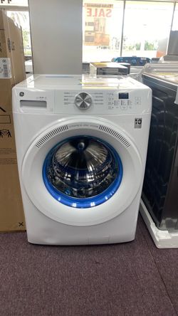 GE UltraFresh Vent System Stackable Large (4.6-cu ft) Front-Load Washer (White)