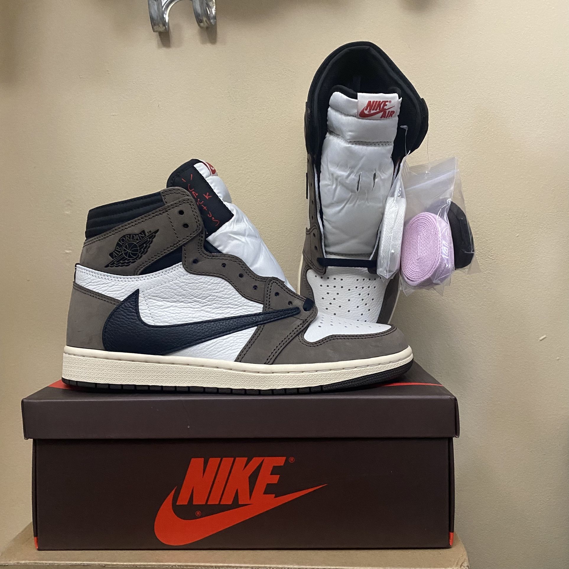 Jordan 1 High Mocha Travis Scott (Brand NEW) - Size 9.5 and size 10