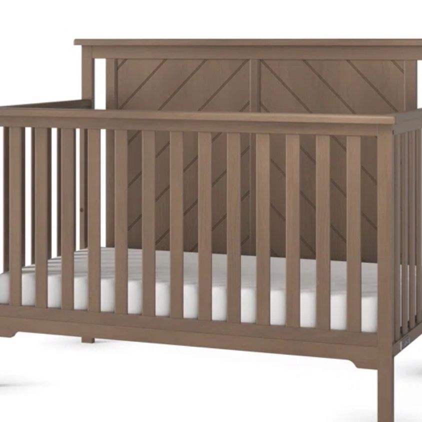 Flat Top 4-in-1 Convertible Crib And dresser 