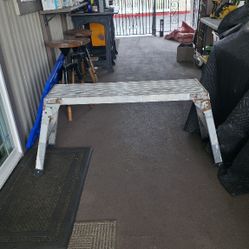 Aluminum work platform