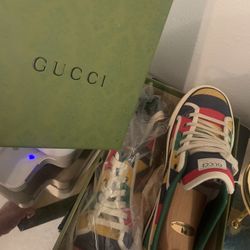 Gucci & LV Mens ( Size 11 ) 