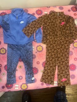 Nike track suit
