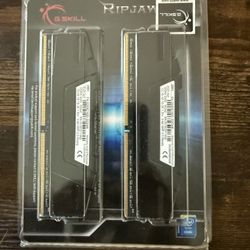 G.SKILL Ripjaws V Series 32GB (2 x 16GB) 288-Pin PC RAM DDR4 3200 (PC4 25600) Desktop...