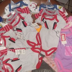 5 BABY OUTFITS - $20