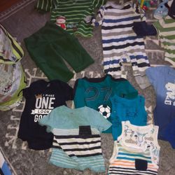 Baby boy clothes, bag of 12 items