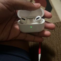 AirPod Pros