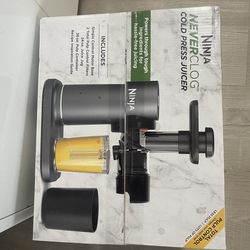 Ninja Electric Juicer (Brand New)