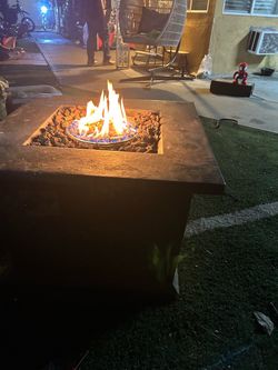 Fire pit table