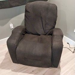 Electric recliner with cover!