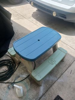 STEP 2 KIDS BENCH GREAT CONDITION 10 FIRM GO LOOK MY POST TONS ITEMS