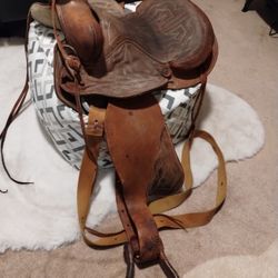 Western Leather Horse Saddle 