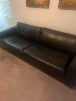 Dark brown/black leather couch