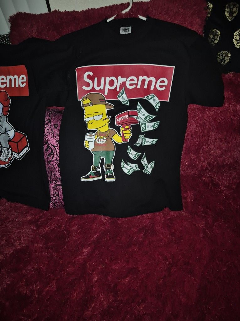 Supreme T Shirts Size Large