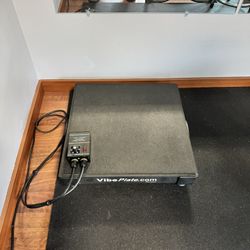 Vibe plate With Stabilizing Bar.