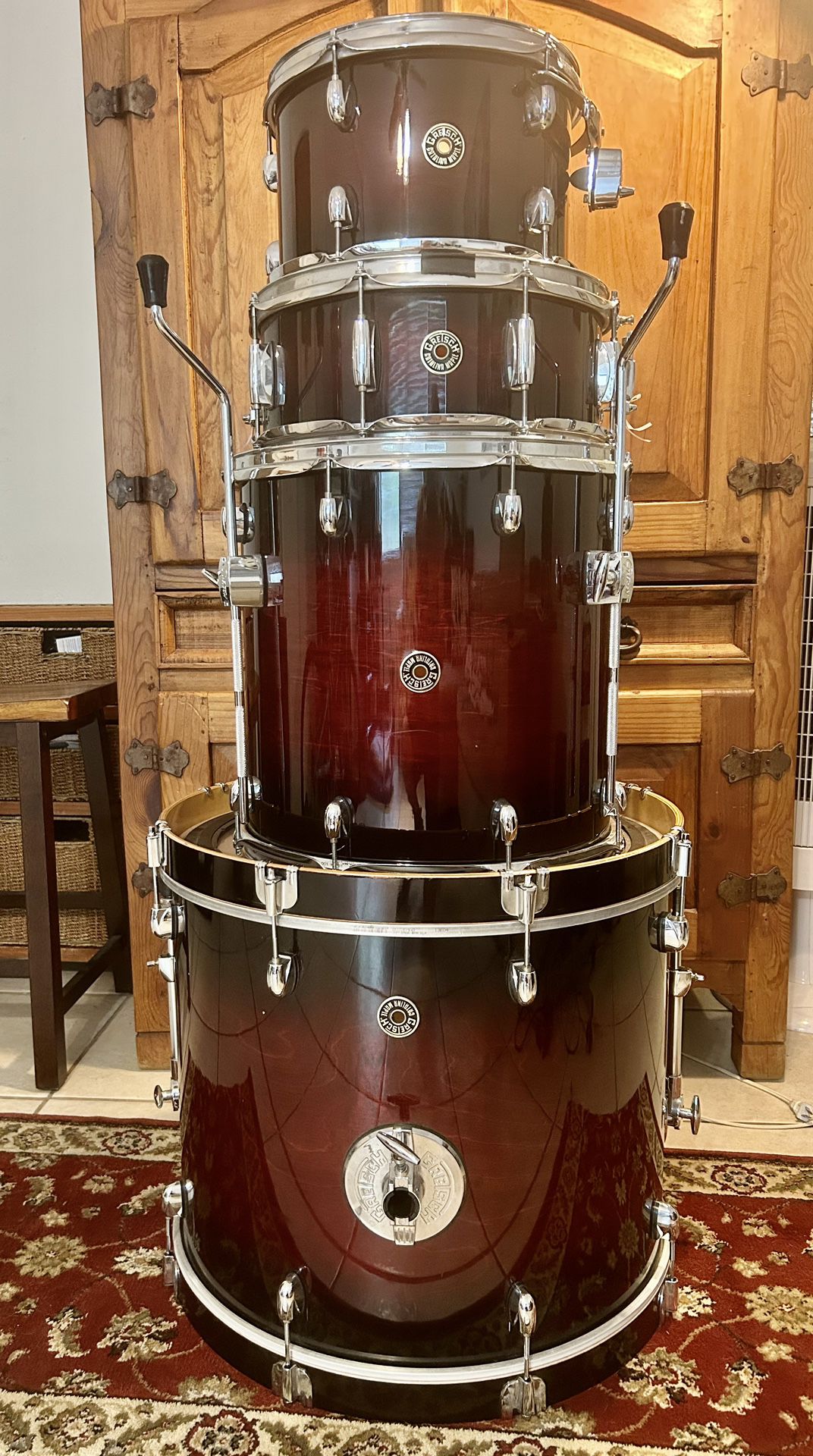 Drums - Gretsch Drums Catalina Maple, Shell Pack with Snare Drum - Walnut Glaze