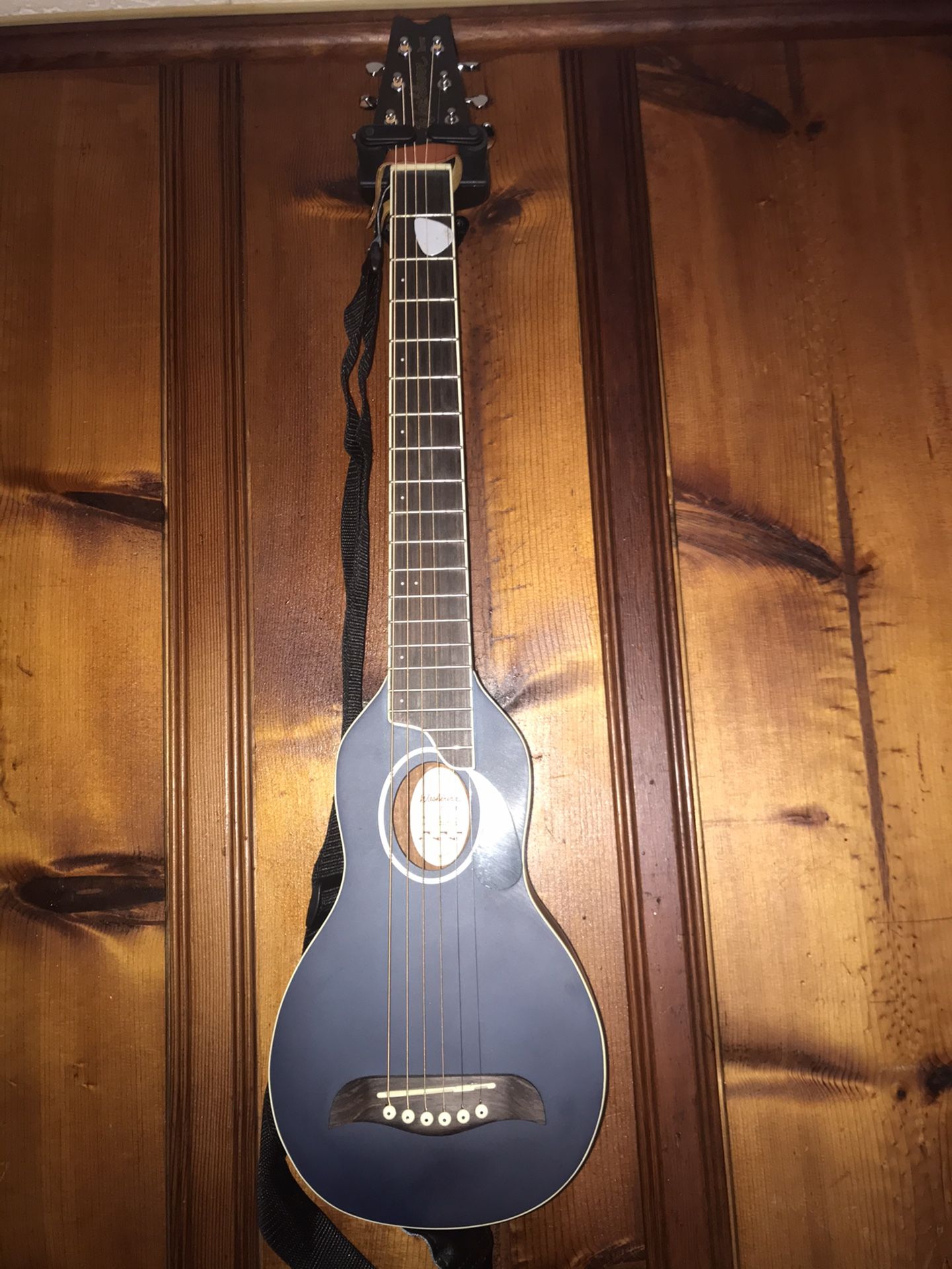 Washburn Rover Travel Guitar