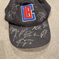 Clippers hat signed by 2017 roster