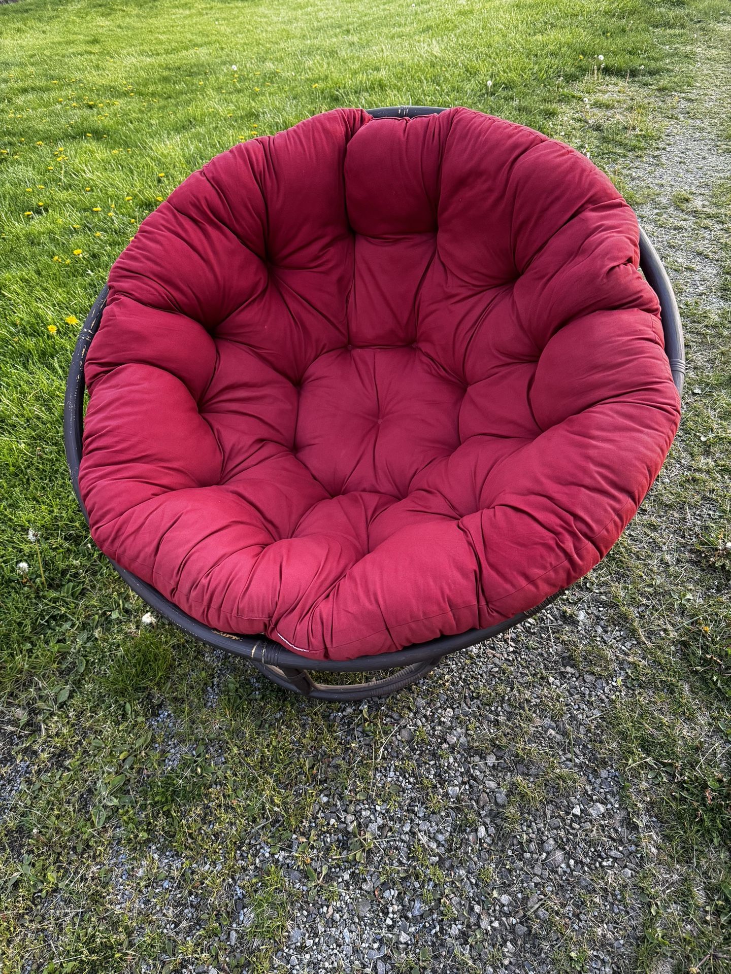 Large Comfortable Lounge Chair