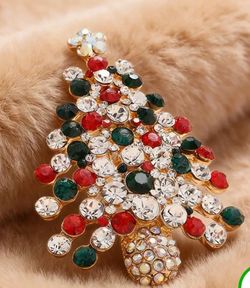 Crystal Christmas Tree Brooch Pin