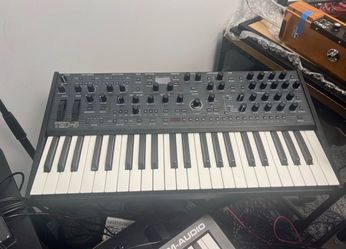 Sequential TEO-5 Synthesizer