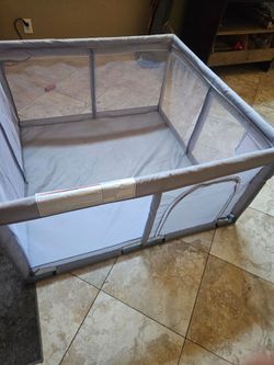 Play pen really never used