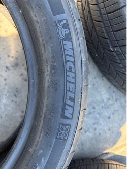 Michelin Energy Saver tires ( 215/50R17)