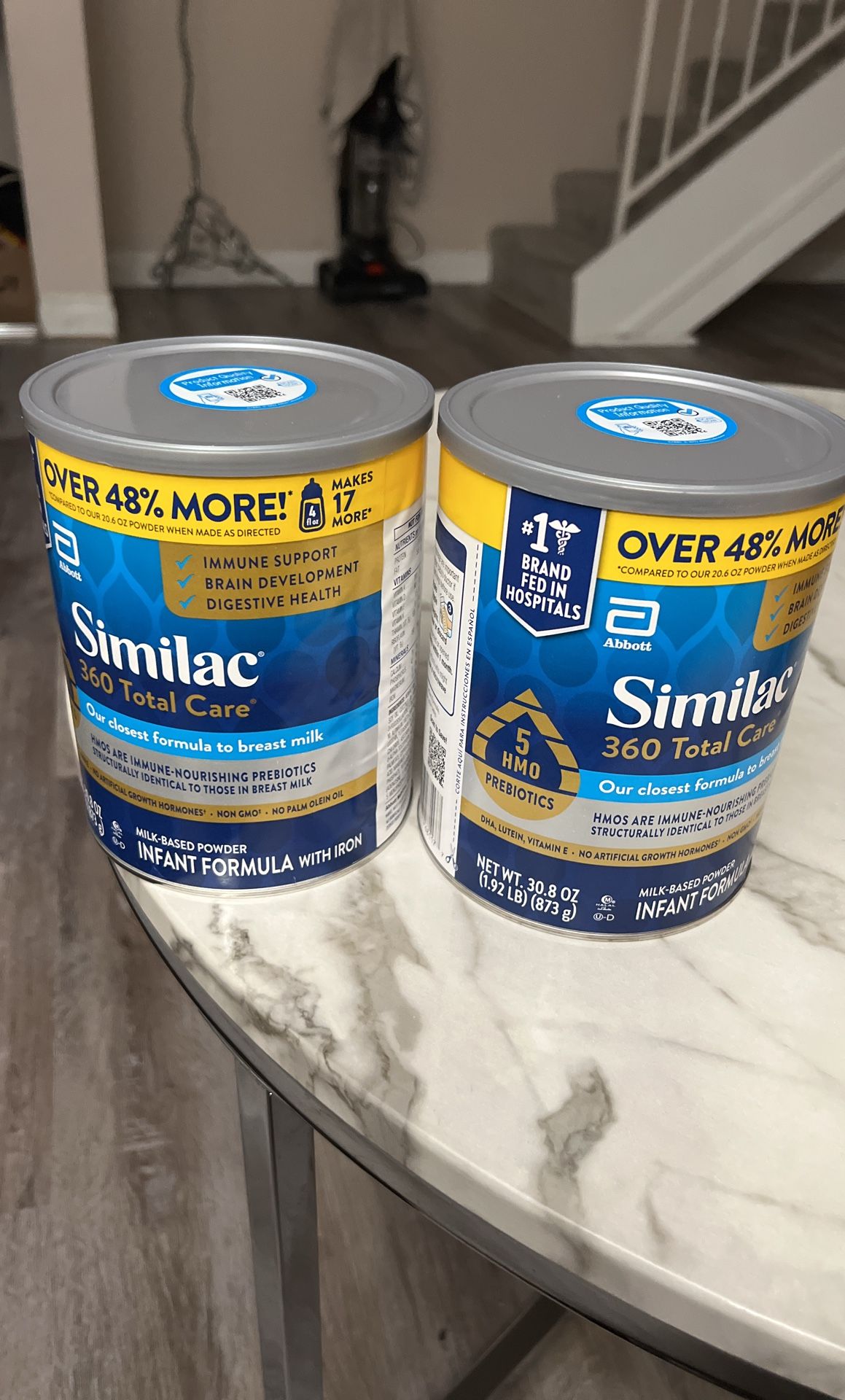Similac formula with iron. Net Weight 30.8 Ounces.