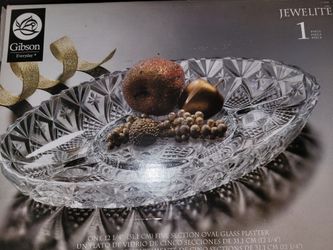 Oval 4 section glass platter