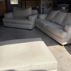 Raymore Flanagan Couch Set