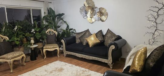Sofa And Loveseats