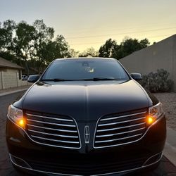 2019 LINCOLN MKT TOWN CAR