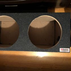 12 inch Speaker Box (new and never used)