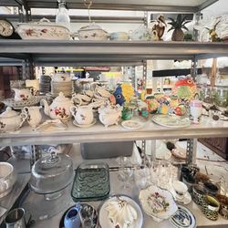 WHOLE LOT – BUNDLE SALE (VERY LARGE LOT)