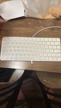 Apple Magic Keyboard with Lightning Cable