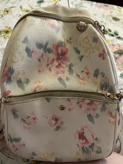 Lauren Conrad Woman’s Purse Backpack