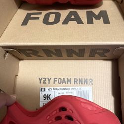 Yeezy Foam Runners Vermillion