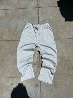 Alo sweats