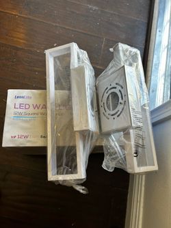 LED wall light