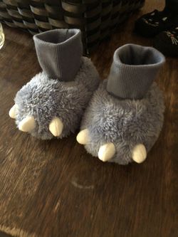 New 0-6m baby shoes