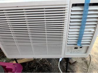 Brand new AC WTH HEAT window unit only $250